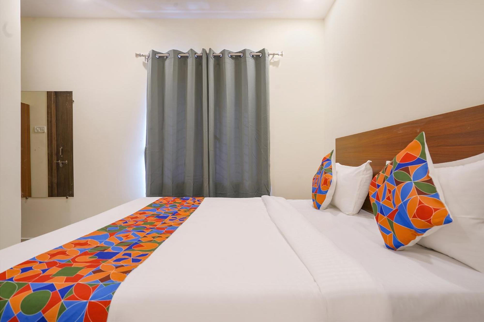 Fabhotel Air Live - Nr Begumpet Metro Station Hyderabad Bagian luar foto