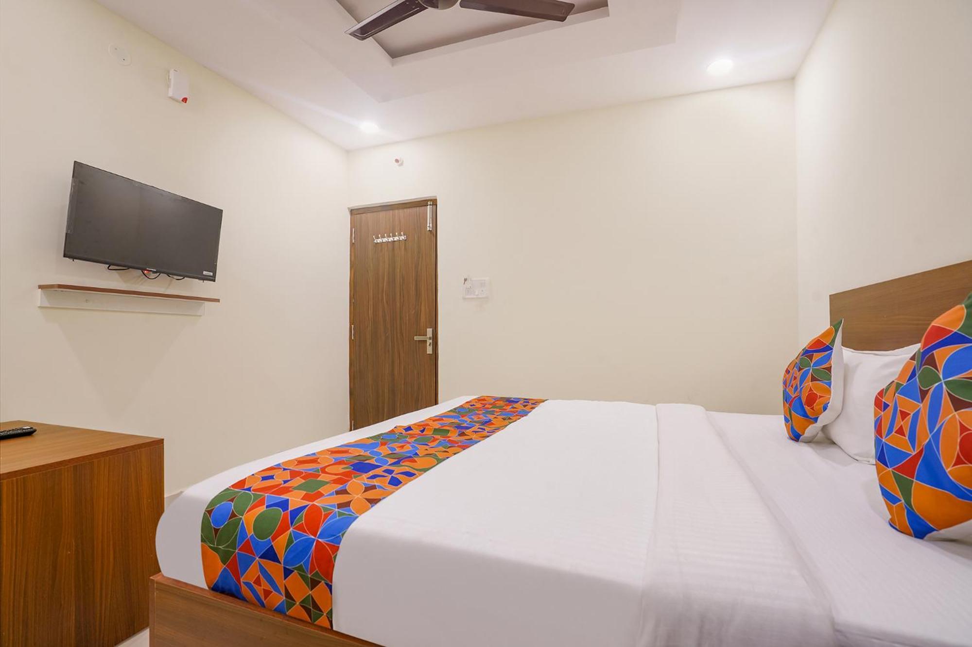 Fabhotel Air Live - Nr Begumpet Metro Station Hyderabad Bagian luar foto